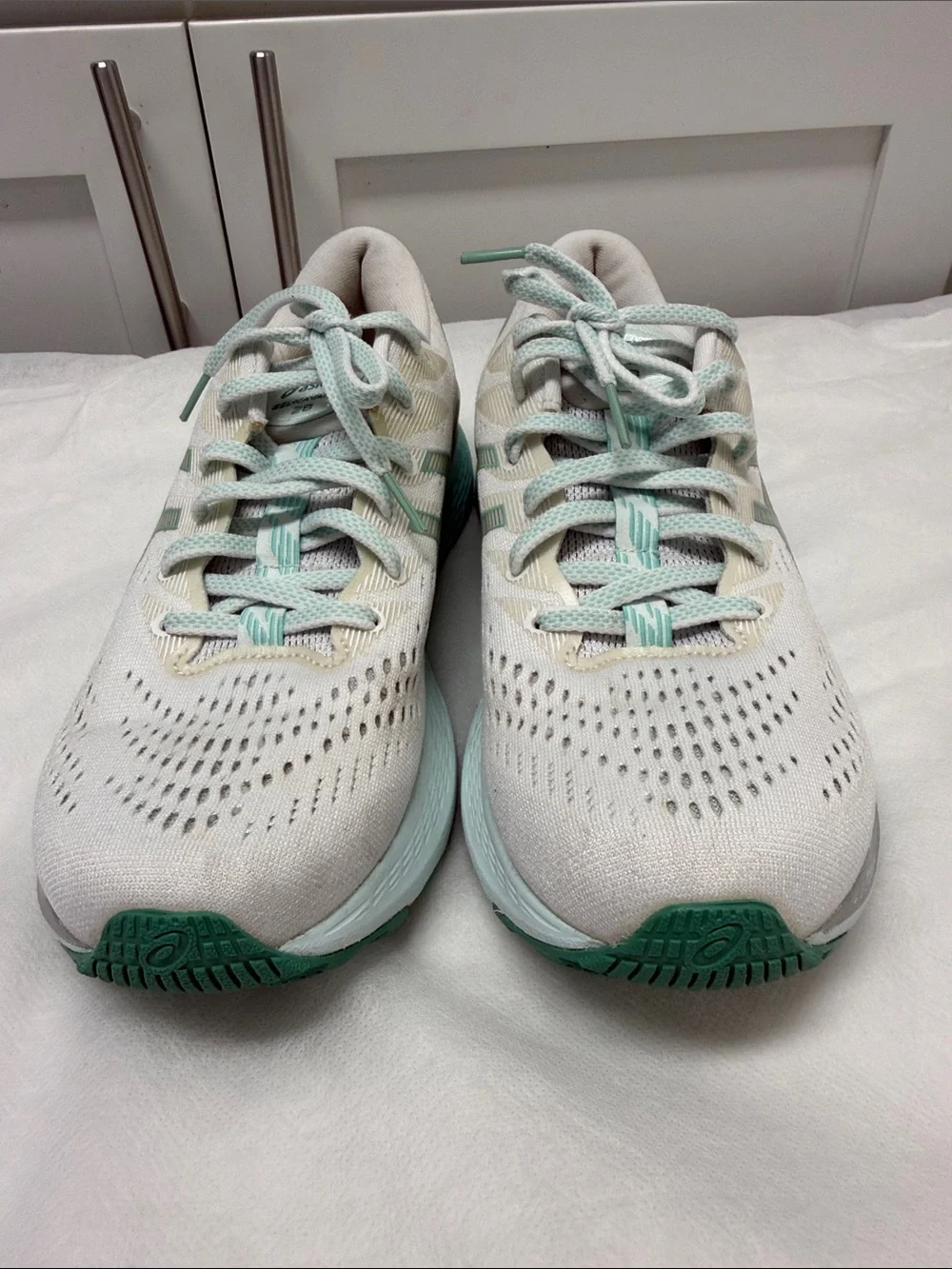 Asics cushioned outsole lace